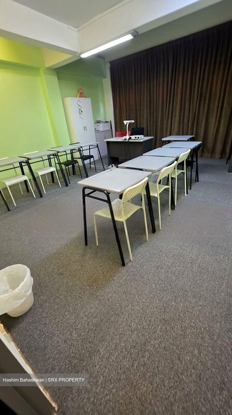 Cheow Keng Road (D15), Shop House #477054601